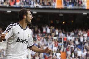 九游平台官网-运动员合作：双人配合战术的精彩展现，双人运动比赛