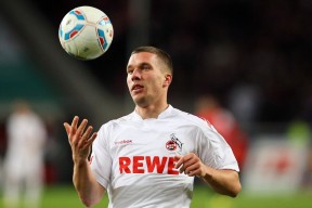 Jiu You-_网球运动普及：业余赛事火爆开启_，网球职业比赛