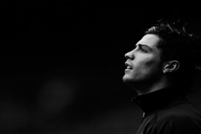 九游手游官网-英雄联盟 夏季赛季后赛对决白热化，英雄联盟夏季赛季后赛对阵表2021时间